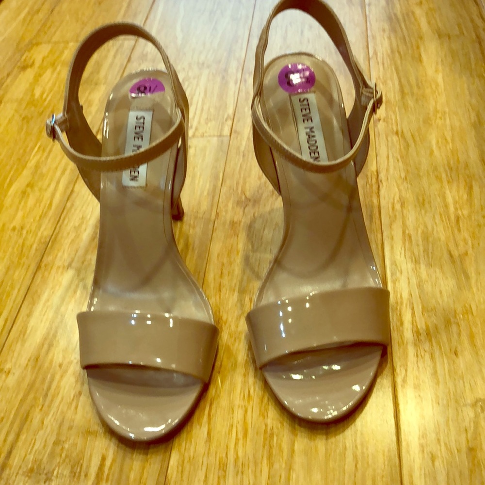 Steve Madden taupe heels/sandals. Size 8 1/2.